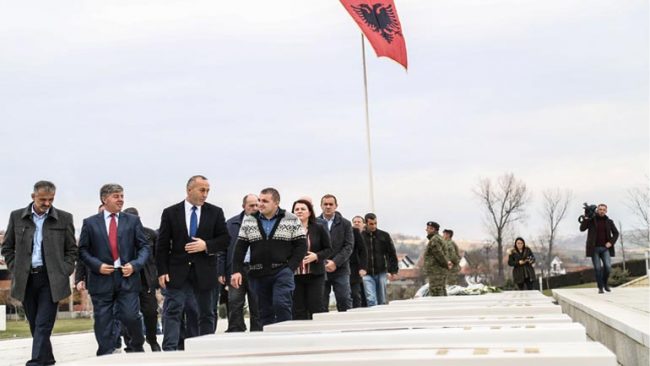 Haradinaj bëri homazhe te shtatorja e Zahir Pajazitit, varri i ish-presidentit Rugova dhe në Kompleksin Memorial