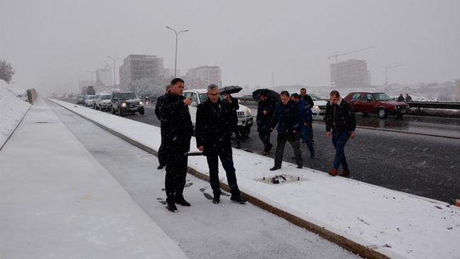 Zëvendësministri i Ministrisë së Infrastrukturës, Rexhep Kadriu, vizitoi punimet në rrugën në Veternik