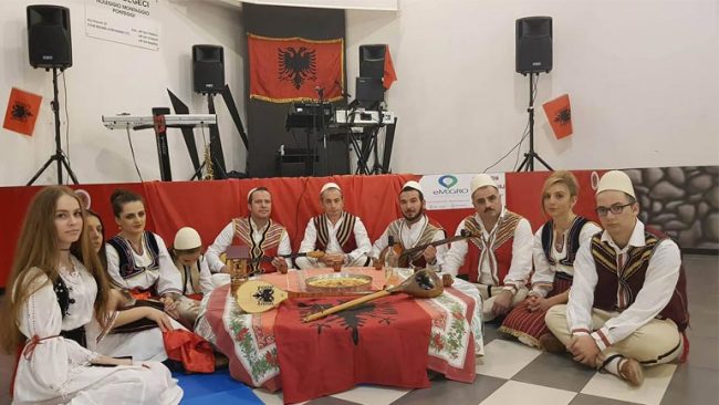 28 Nëntori ndjenja më e thellë shpirtërore e shqiptarëve