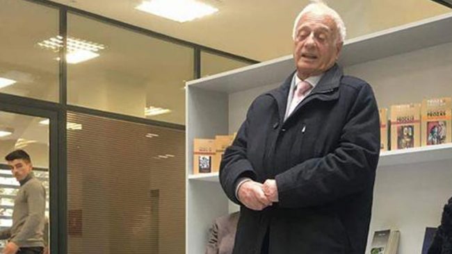 Poezi të zgjedhura nga shkrimtari Agim Gjakova
