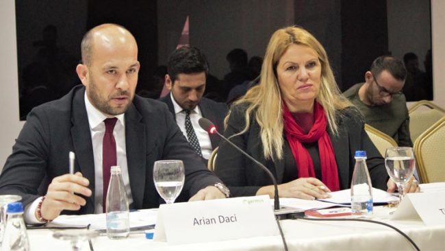 Diaspora kërkon rol në të ardhmen e Kosovës