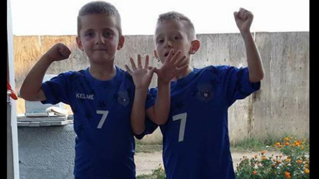 Lioni e Amari, ëndërrojnë që një ditë të jenë futbollist profesionist në ekipe me emër