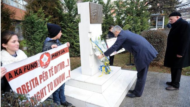 Presidenti Thaçi kujton të pagjeturit në prag të ndërrimit të moteve