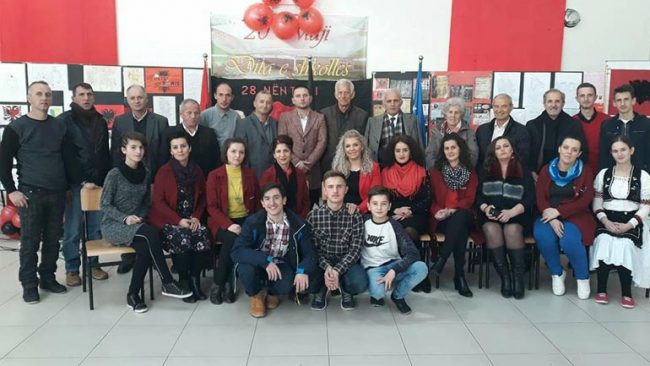 Biblioteka e shkollës së Shurdhanit pasurohet me mbi 350 tituj librash