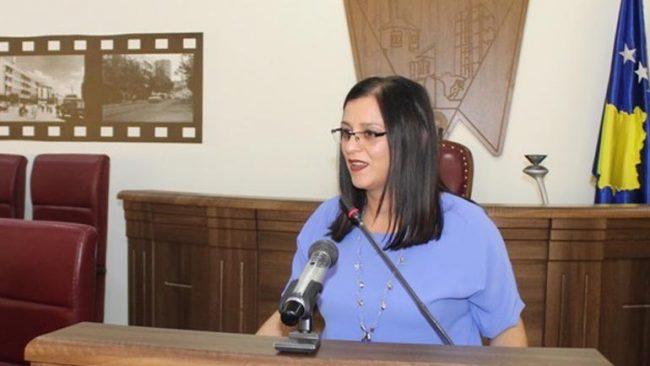 Shpresa Kurteshi – Emini zgjedhet kryesuese e re e Kuvendit Komunal të Gjilanit