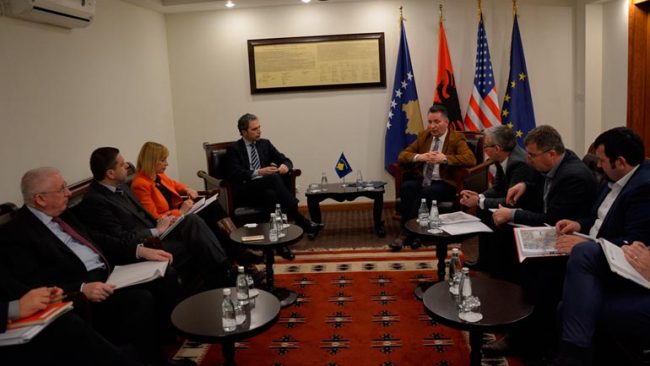 Ministri Pal Lekaj u takua me delegacionin e BERZH-it