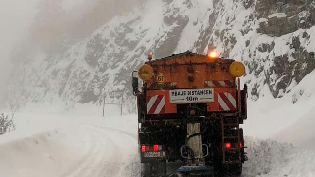 Bëni kujdes, t’i keni me vete pajisjet dimërore