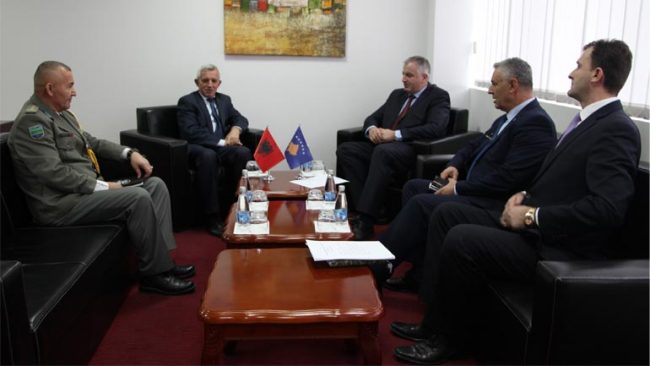 Ministri Rrustem Berisha priti ambasadorin e Shqipërisë Qemajl Minxhozi
