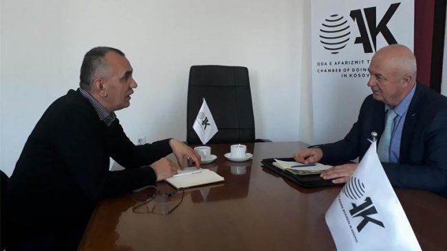 Zëvendësministri i Financave Hyzer Gashi viziton OAK-në
