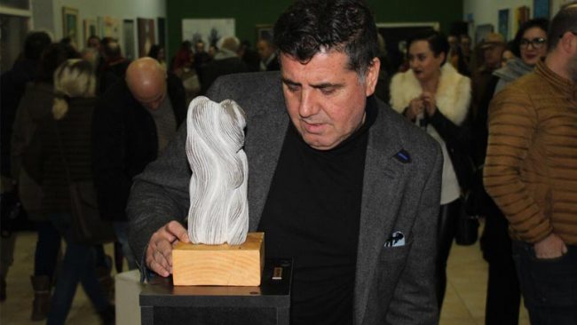 Sali Musliu, fitues i Çmimit Blerës të “Peneli i Flakës”