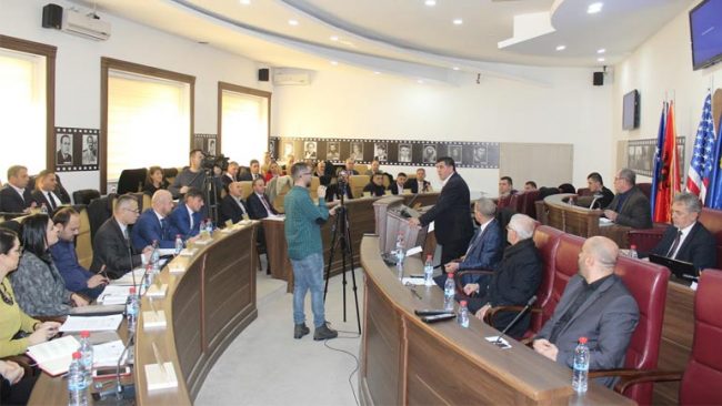 Kuvendin Komunal në Gjilan do ta udhëheq sërish një femër