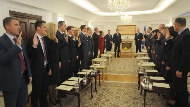 Presidentit Thaçi ka emëruar 21 prokurorë të shtetit
