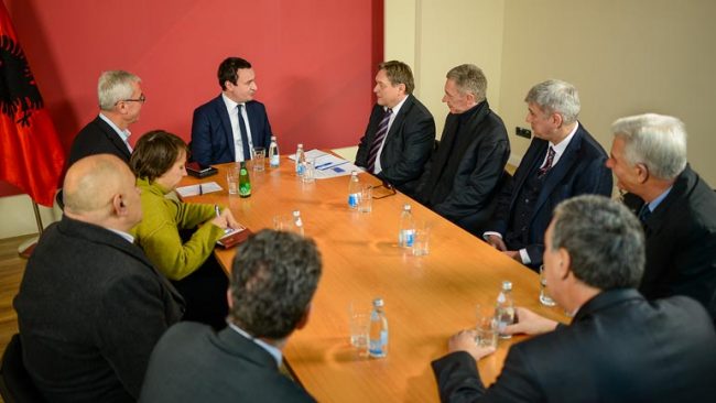 Kurti pret në takim delegacionin gjerman
