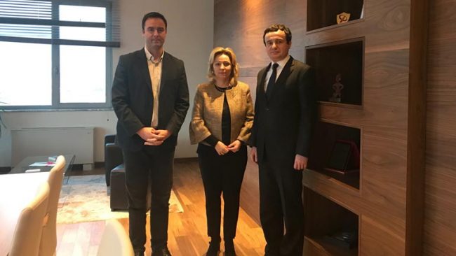 Kurti e Konjufca takojnë shefen e Zyrës së BE-së në Kosovë Natalija Apostolova