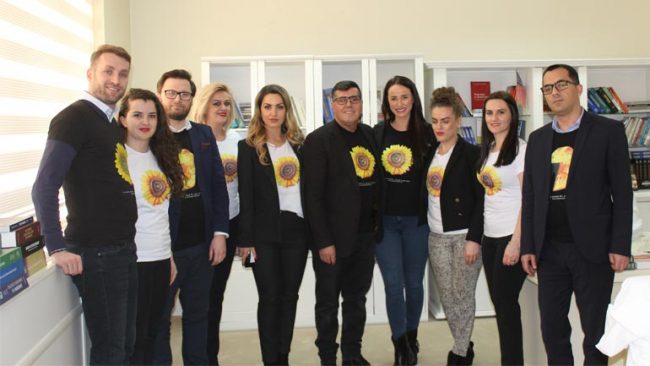 Lutfi Haziri mbështetë fushatën e Albana Osmanit “Unë jam Dardan!”