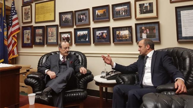 Eliot Engel: Kosova duhet të ketë ushtrinë dhe liberalizimin