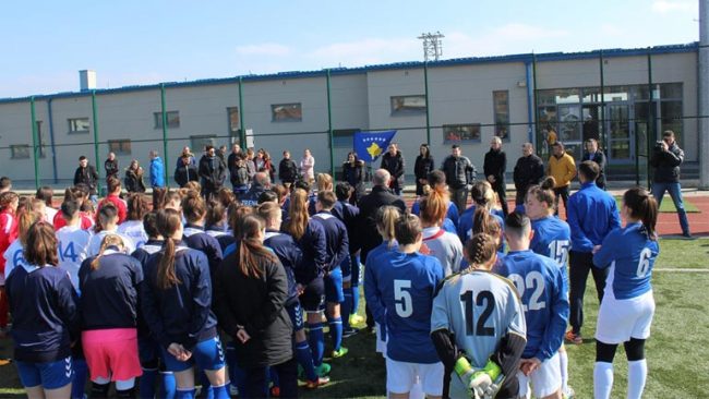Në Gjilan mbahet turneu mbarëkombëtar në futboll të femrave “Kupa e Pavarësisë”