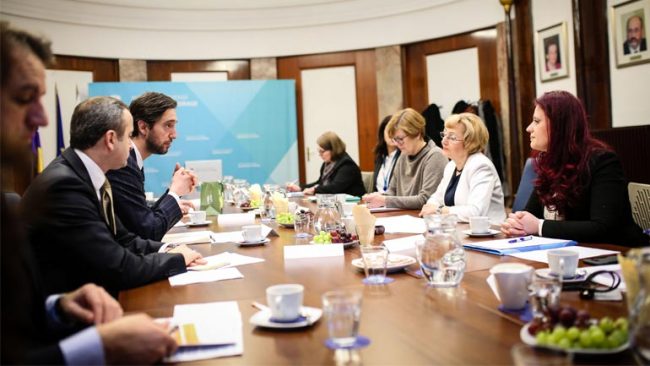Ministri Ismaili takon ministren sllovene Celarc, marrëveshje për bashkëpunim në shëndetësi