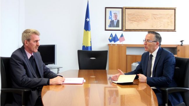 Ministri Hamza garanton mbështetjen financiare të Kompleksit Memorial të familjes Jashari