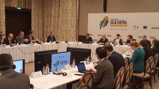 U mbajt takim rajonal për të përforcuar përpjekjet për kontrollin e armëve të vogla