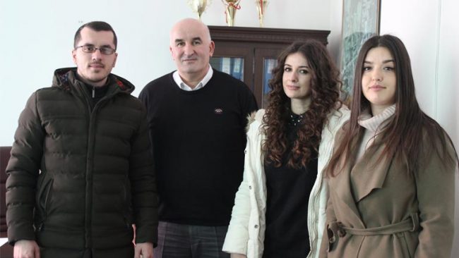 Kreu i Vitisë takon tre shenjëtaret e suksesshëm vitias të cilët përfaqësojnë shtetin e Kosovës