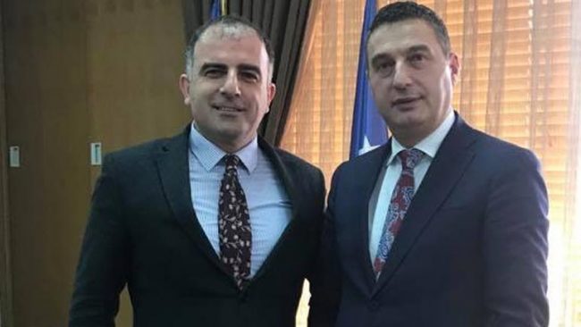 I kërkon ministrit shkollë të re në Zhegër