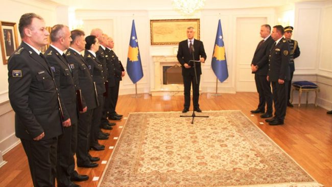 Presidenti Thaçi: Gradimet forcojnë të ardhmen e FSK-së