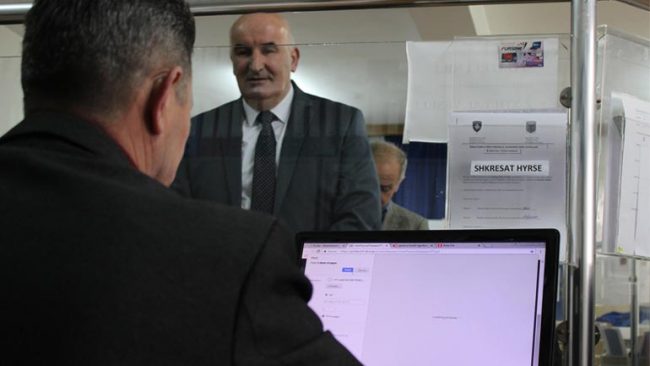 Ftohen qytetarët ta paguajnë tatimin në pronë