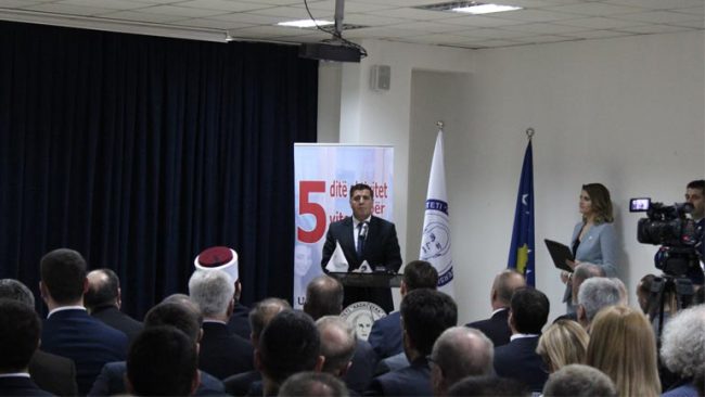 Haziri përmend pesë hapat gjigant të Univesrsitetit “Kadri Zeka” në pesë vjetorin e themelimit