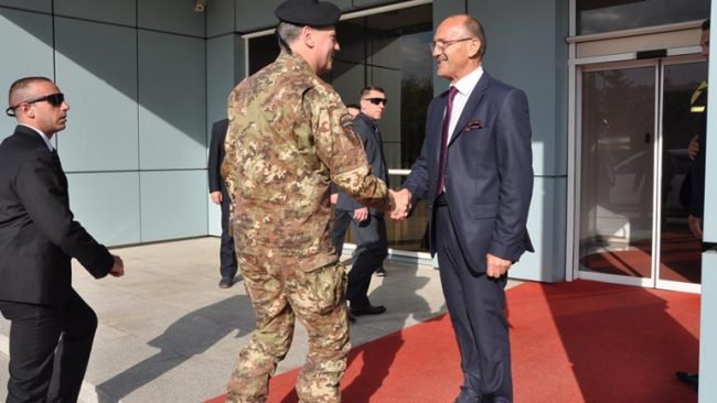 Ministri i Ministrisë së Punëve të Brendshme Bejtush Gashi priti komandantin e KFOR-it Salvatore Cuoci