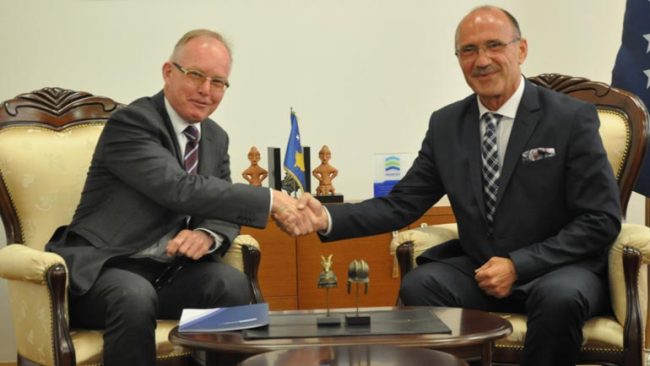 Ministri Gashi priti në takim ambasadorin e OSBE-së në Kosovë
