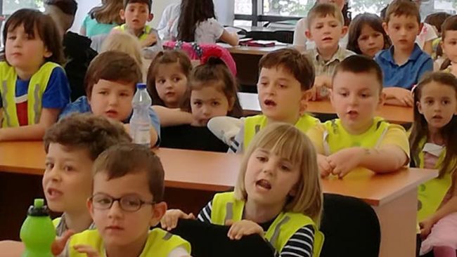 Karvani i Shkrimtarëve gjen oazë në Bibliotekën e Qytetit të Gjilanit