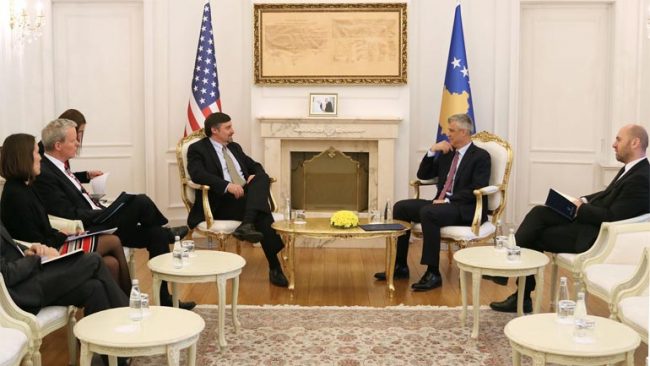 Presidenti Thaçi dhe drejtori Palmer flasin për rëndësinë e dialogut