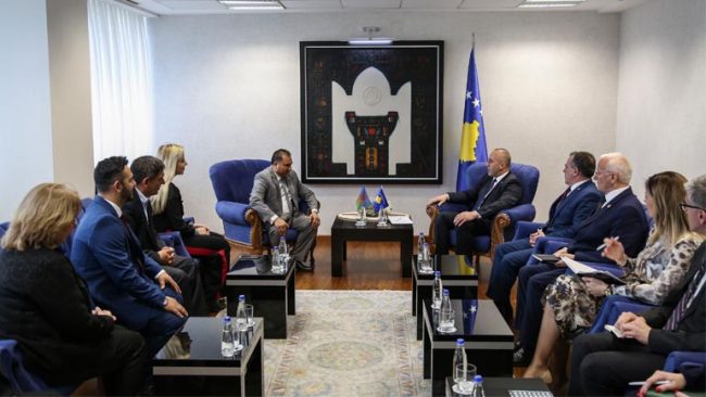 Qeveria: Të përkushtuar për avancimin e rolit të romëve në shoqëri dhe institucione