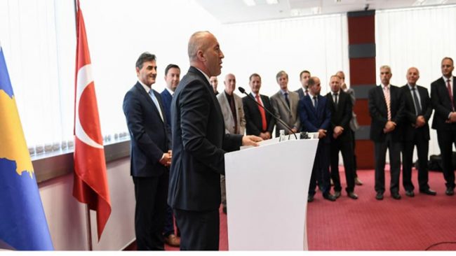 Kryeministri Haradinaj mori pjesë në ceremoninë kushtuar Ditës së Komunitetit turk në Kosovë