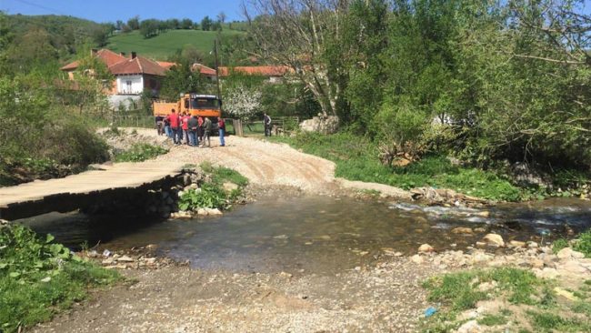 Filluan punimet në ndërtimin e urës në fshatin Letnicë