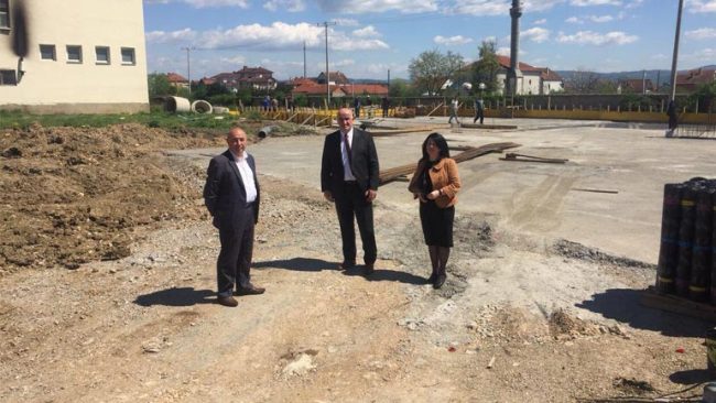Kryetari i Vitisë inspektoi dy vendpunishte të rëndësishme