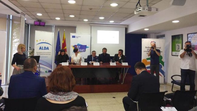Lutfi Haziri flet në emër të ALDA në Forumin e të rinjve 2018 në Shkup