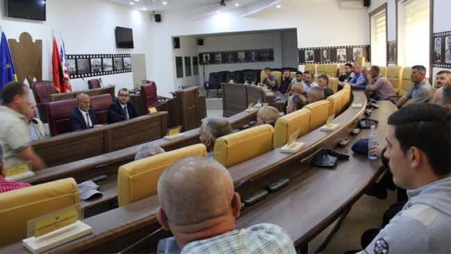 Banorët e Malësisë së Zhegocit kërkojnë që trajtohen me dinjitet në kompensimin e tokave në pjesën e Autostradës