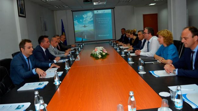 Ministri Lekaj vizitoi Autoritetin e Aviacionit Civil të Kosovës