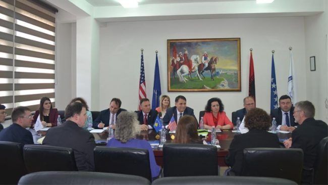 Një delegacion nga Iowa e ShBA-së ka vizituar UKZ-në