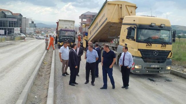 Nis asfaltimi i rrugës katër korsi Gjilan-Livoç i Ulët
