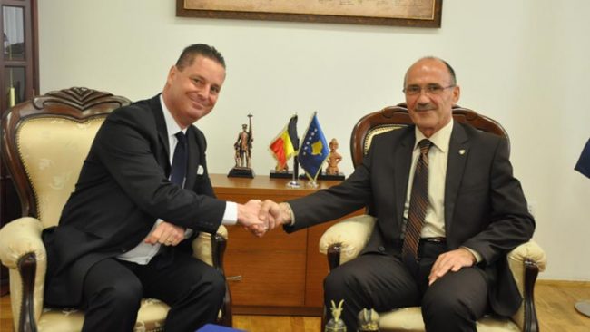 Ministri Gashi priti në takim shefin e zyrës belge në Kosovë