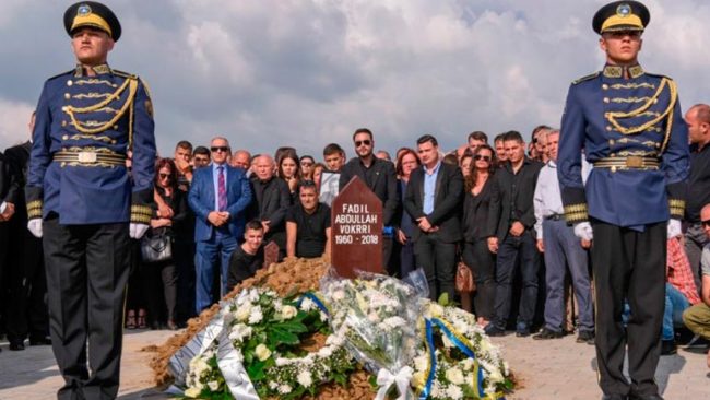 Kosova ia dha lamtumirën e fundit legjendës Fadil Vokrri