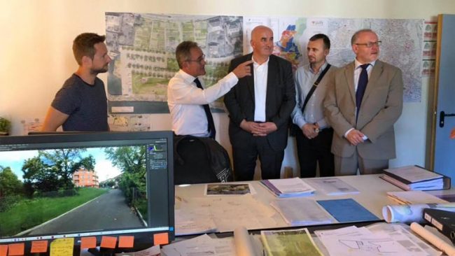 Kryetari i Vitisë pritet në takim nga përfaqësuesit e Komunës Pully të Zvicrës