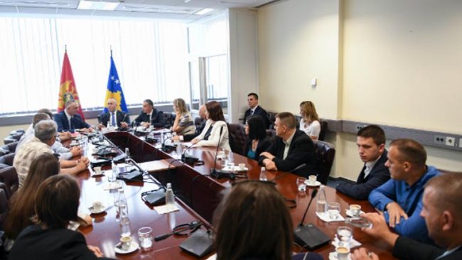 Kryeministri Haradinaj takoi përfaqësues të komunitetit malazez të Kosovës