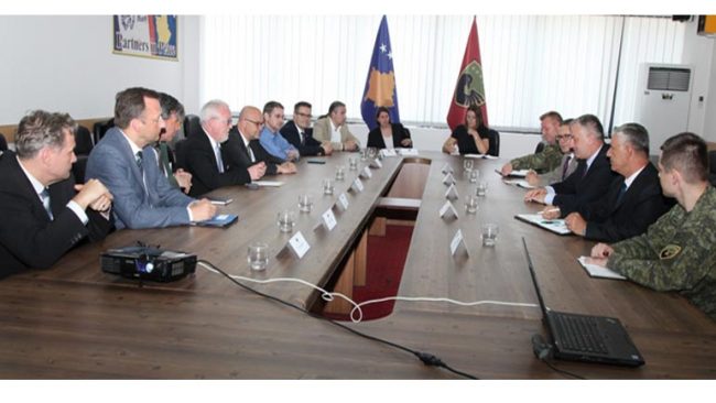 Deputetët gjerman vizituan Ministrinë për Forcën e Sigurisë së Kosovës