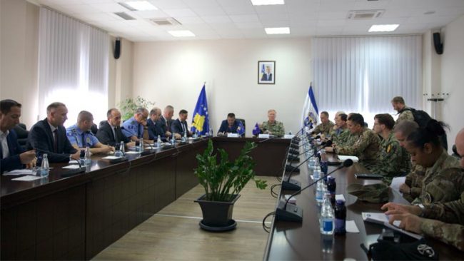 Drejtori i Përgjithshëm i PK-së takon zyrtarët e NATO-s dhe KFOR-it