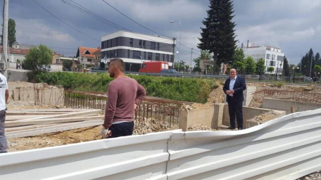 Inspektohen punimet te ura në Viti