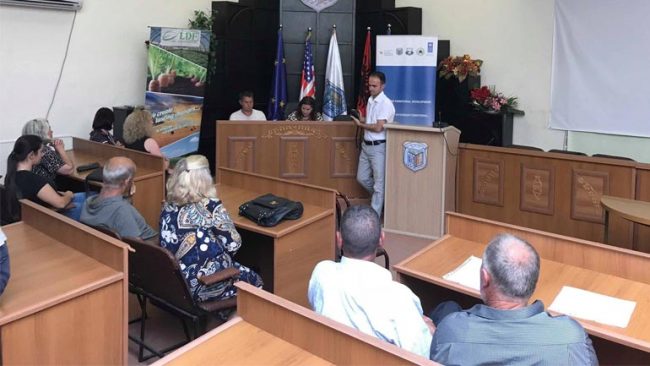 10 fermerë vitias përfitojnë grande nga projekti LDF